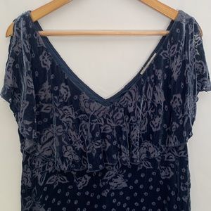 Love Johnny Was V-Neck Flutter Sleeve Blue Velvet Blouse Size Small